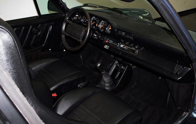 1985 Porsche 911 CARRERA TARGA - 17163398 - 23