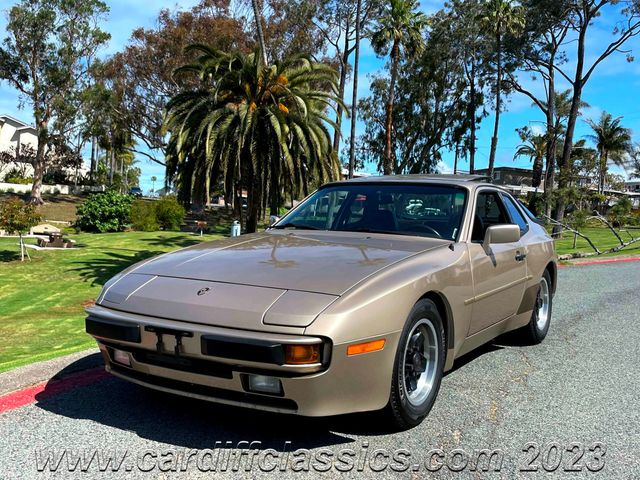 1985 Porsche 944  - 21894907 - 0