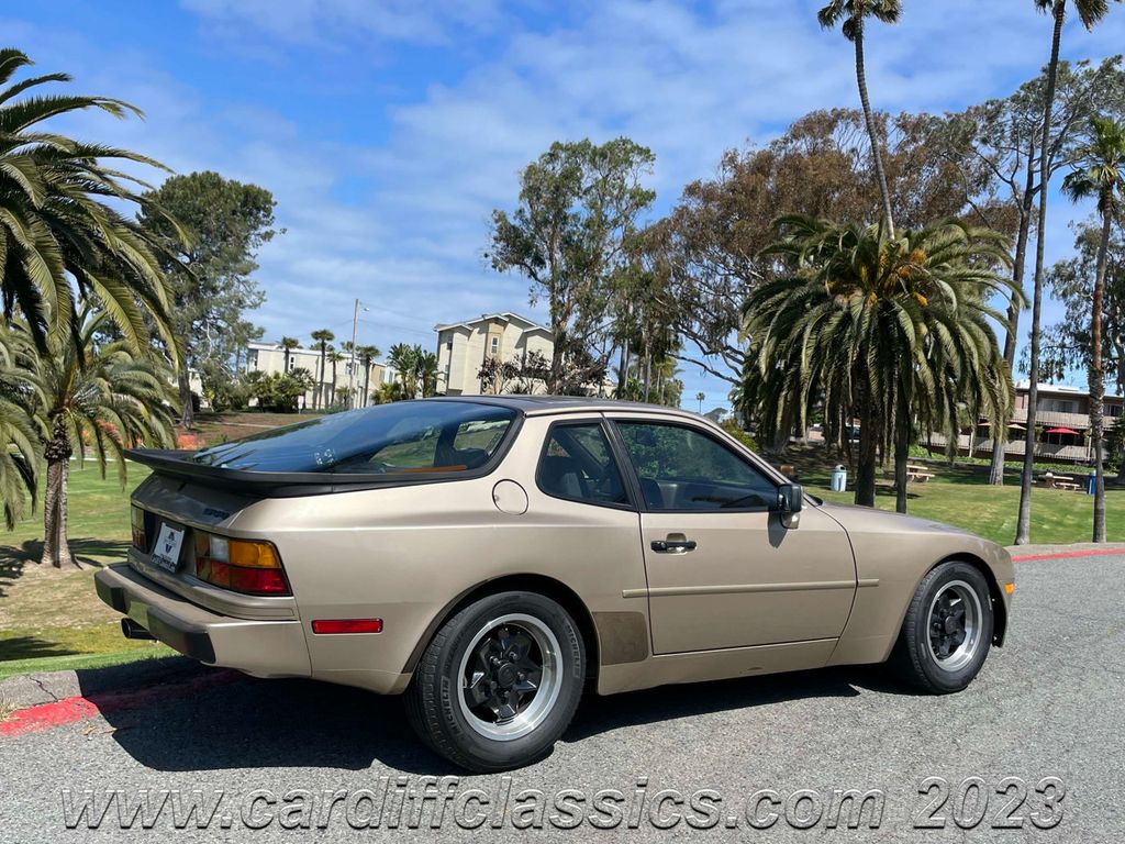 1985 Porsche 944  - 21894907 - 9