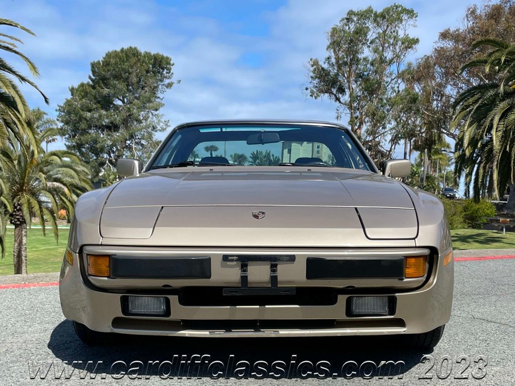 1985 Porsche 944  - 21894907 - 16