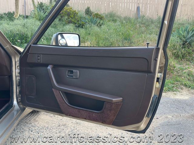 1985 Porsche 944  - 21894907 - 23