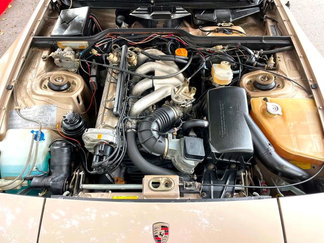 1985 Porsche 944  - 21894907 - 25