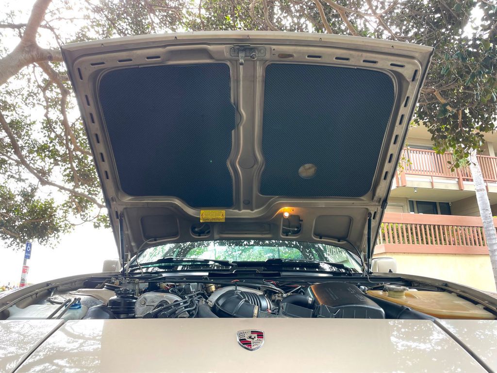 1985 Porsche 944  - 21894907 - 29