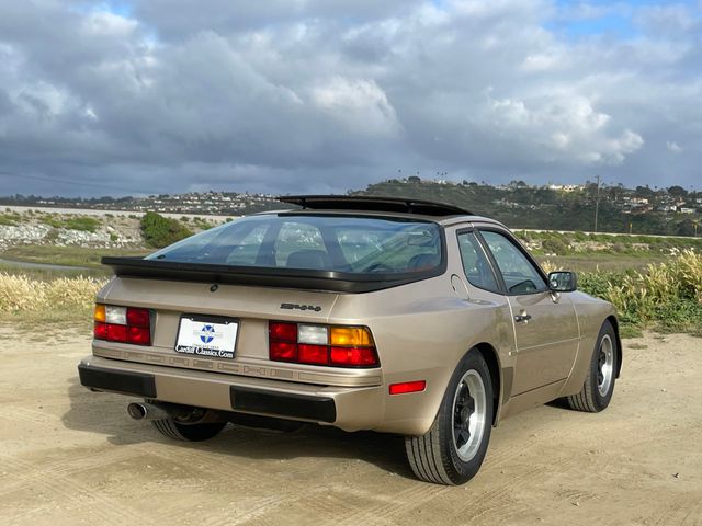 1985 Porsche 944  - 21894907 - 42