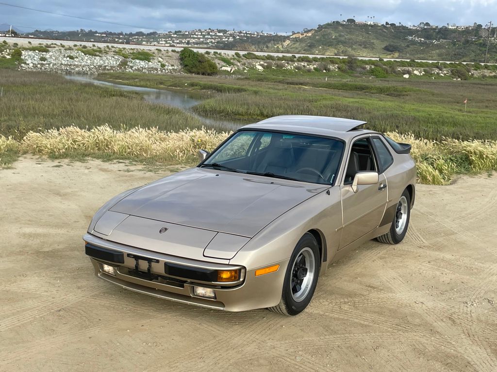 1985 Porsche 944  - 21894907 - 44