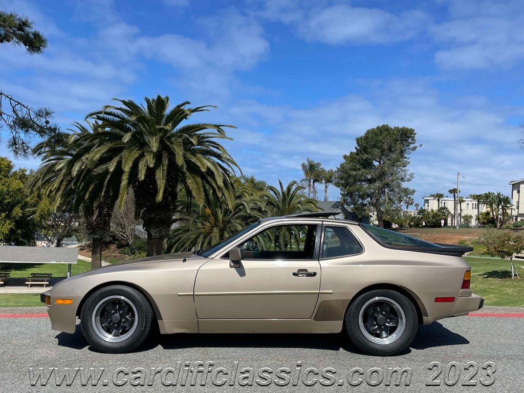 1985 Porsche 944  - 21894907 - 4