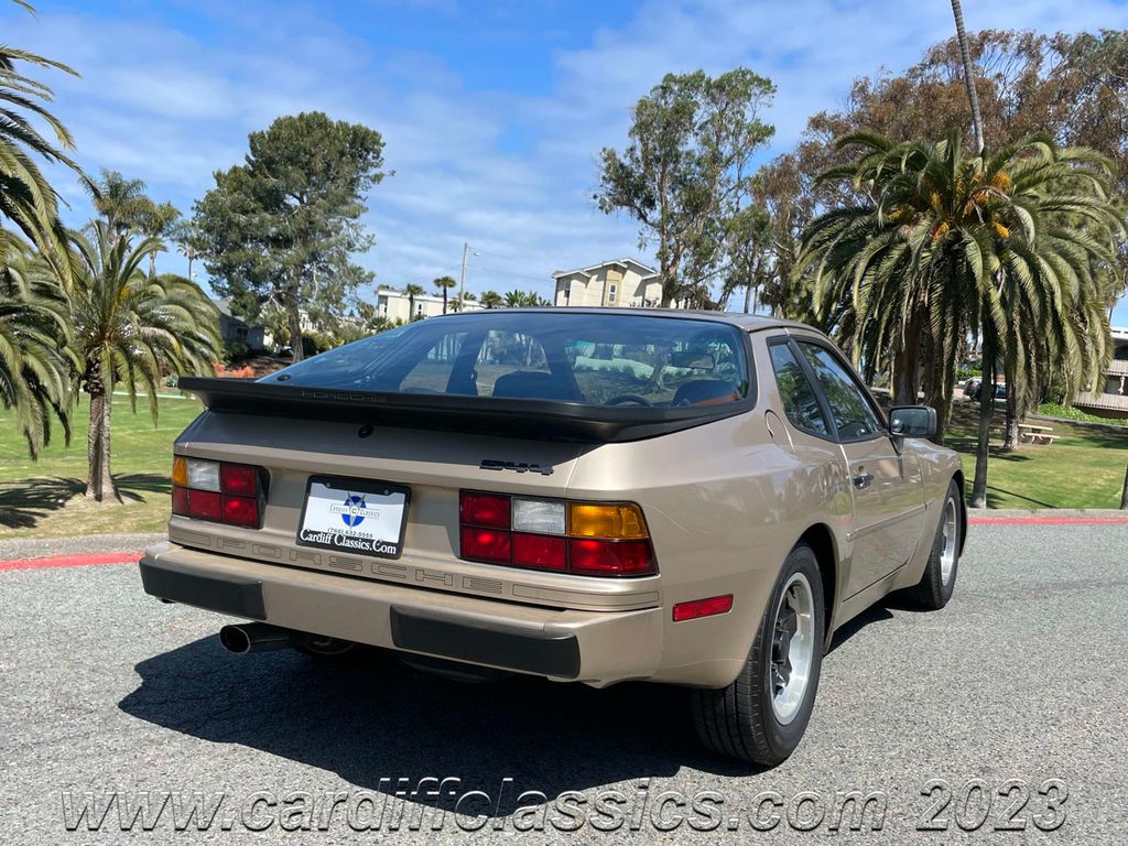 1985 Porsche 944  - 21894907 - 5