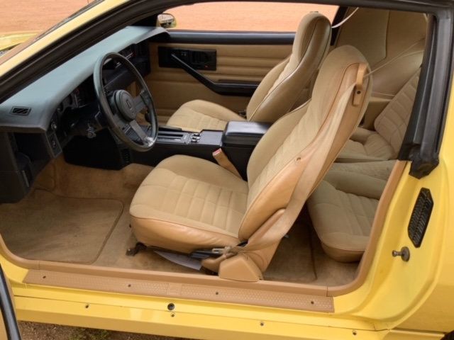 1986 Chevrolet Camaro IROC Z For Sale  - 22172863 - 6