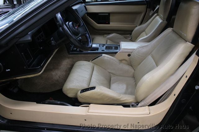 1986 Chevrolet Corvette Convertible - Pace Car Edition - 22957846 - 14