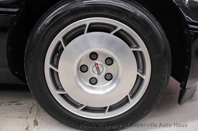 1986 Chevrolet Corvette Convertible - Pace Car Edition - 22957846 - 34