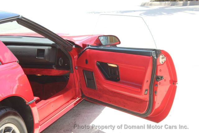 1986 Chevrolet Corvette SUPER LOW MILEAGE STUNNING EXAMPLE, AUTOMATIC - 21891755 - 41