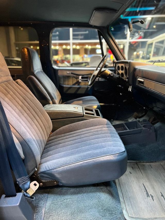 1986 Used Chevrolet Suburban **TWOTONE PAINT**BLUE INTERIOR** at ENVY