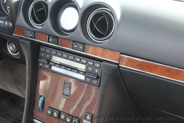 1986 Mercedes-Benz 560 HARDTOP INCLUDED ,FACTORY BOOKS AND 3 KEYS - 21741155 - 11