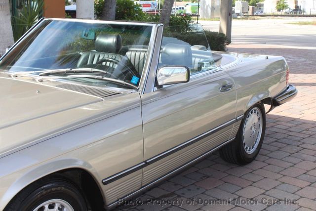 1986 Mercedes-Benz 560 HARDTOP INCLUDED ,FACTORY BOOKS AND 3 KEYS - 21741155 - 47