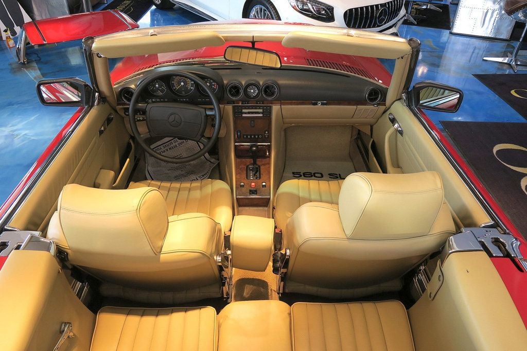 1986 Mercedes-Benz 560 SL  - 22631727 - 25