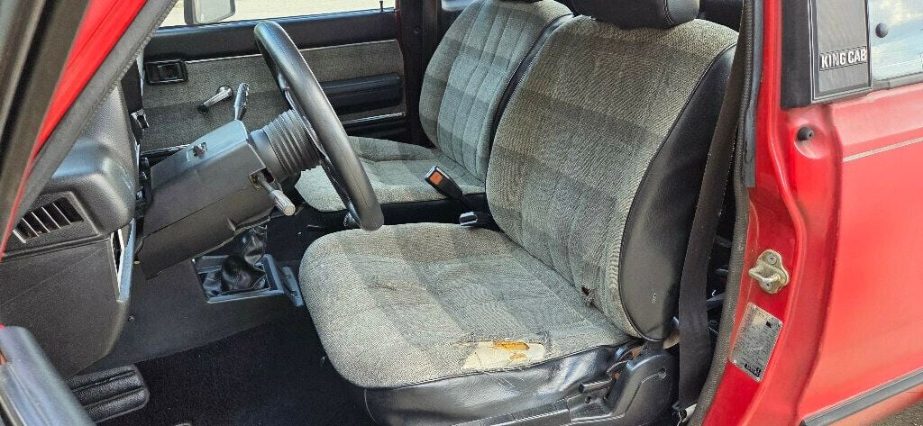 1986 Nissan Pickup 4x4 California Clean RARE 5 Speed Manual 615-300-6004 - 22926476 - 11