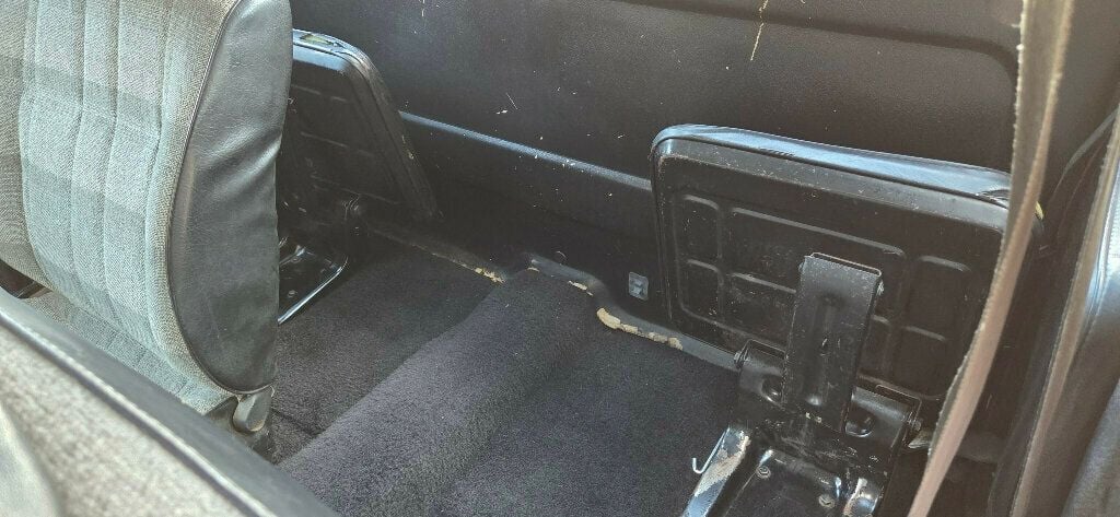 1986 Nissan Pickup 4x4 California Clean RARE 5 Speed Manual 615-300-6004 - 22926476 - 12