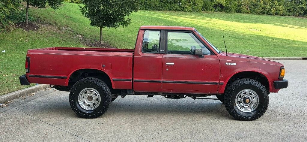 1986 Nissan Pickup 4x4 California Clean RARE 5 Speed Manual 615-300-6004 - 22926476 - 1