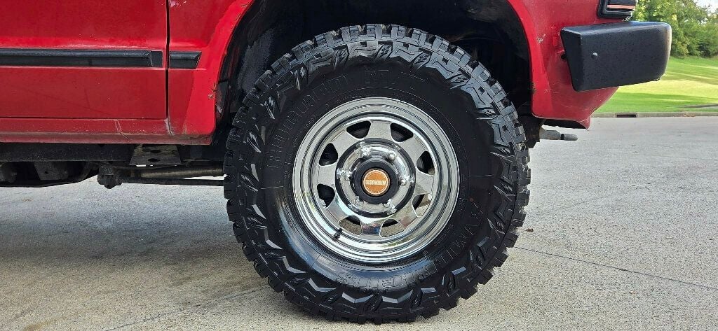 1986 Nissan Pickup 4x4 California Clean RARE 5 Speed Manual 615-300-6004 - 22926476 - 29