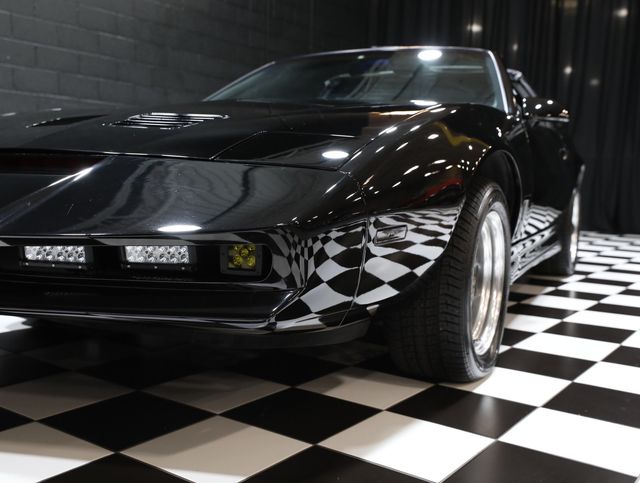1986 Pontiac Trans Am Trans Am - K I T T car replica T Tops - 23022837 - 14
