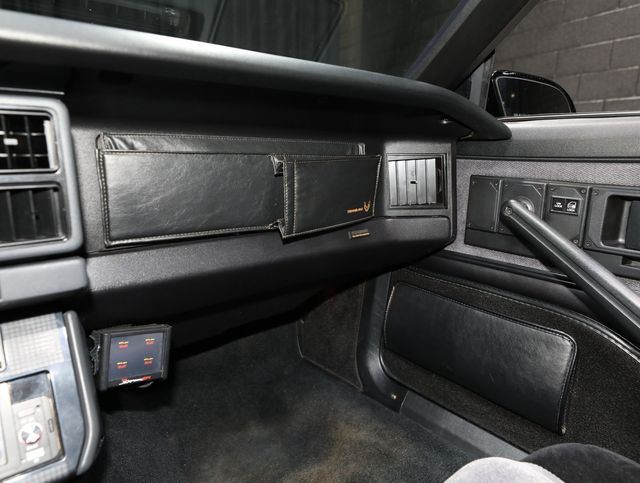 1986 Pontiac Trans Am Trans Am - K I T T car replica T Tops - 23022837 - 65