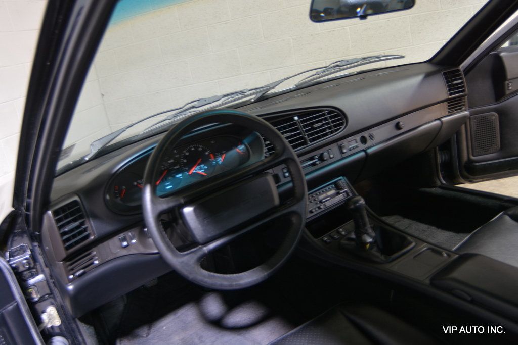 1986 Porsche 944 2D Coupe - 22866317 - 10