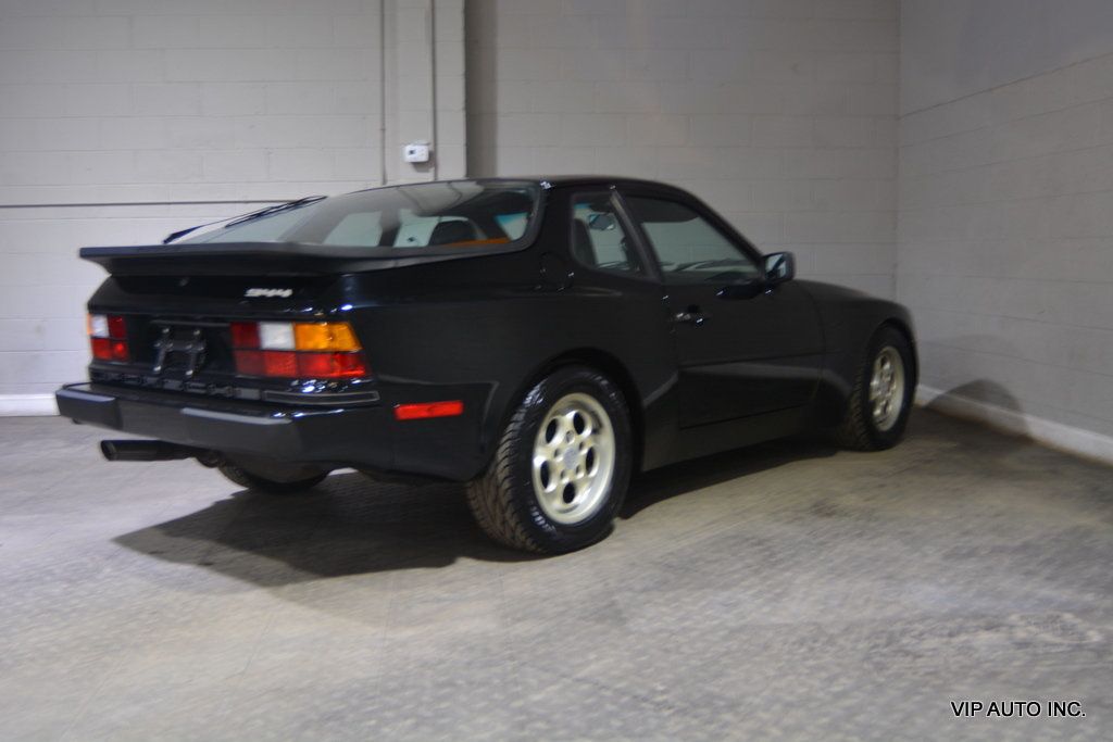 1986 Porsche 944 2D Coupe - 22866317 - 15