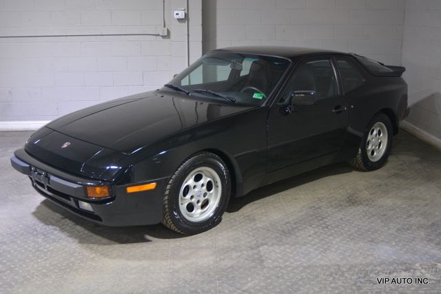 1986 Porsche 944 2D Coupe - 22866317 - 1