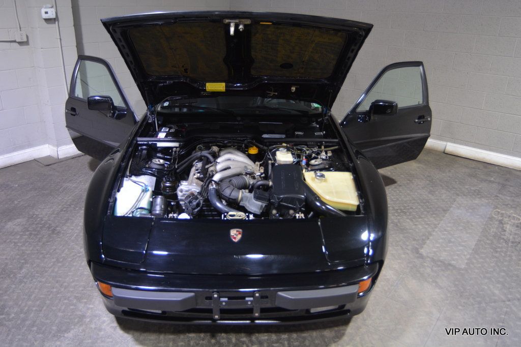 1986 Porsche 944 2D Coupe - 22866317 - 4