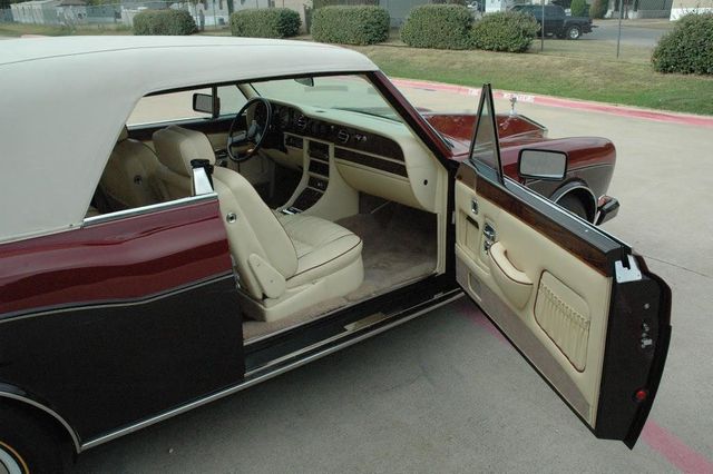 1986 Rolls-Royce Corniche Base Trim - 12729719 - 5