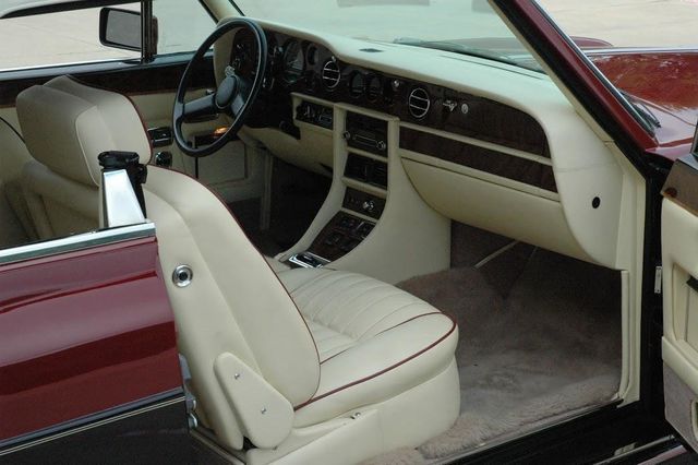 1986 Rolls-Royce Corniche Base Trim - 12729719 - 6