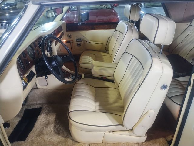 1986 Rolls-Royce Corniche Corniche II Mulliner Park Ward 1 Owner - 22878670 - 43