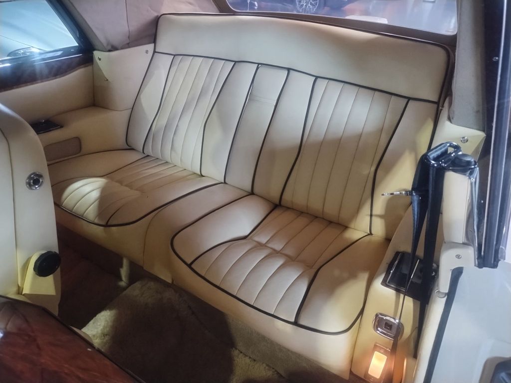 1986 Rolls-Royce Corniche Corniche II Mulliner Park Ward 1 Owner - 22878670 - 58