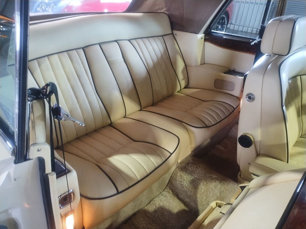 1986 Rolls-Royce Corniche Corniche II Mulliner Park Ward 1 Owner - 22878670 - 69