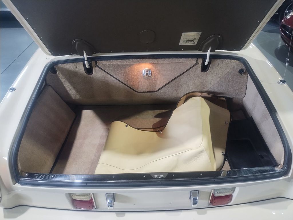 1986 Rolls-Royce Corniche Corniche II Mulliner Park Ward 1 Owner - 22878670 - 85