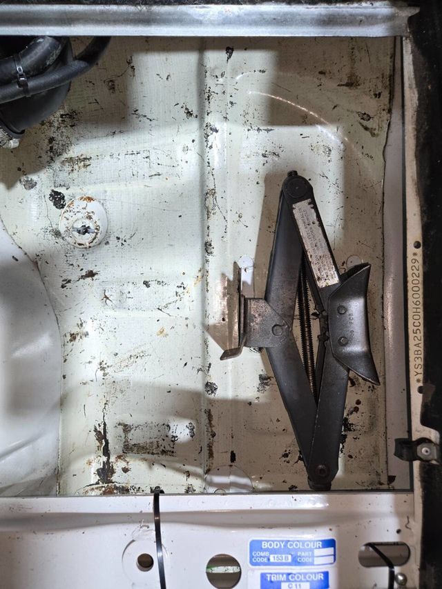 1986 Saab 900 S 2dr Hatchback - 22939815 - 56