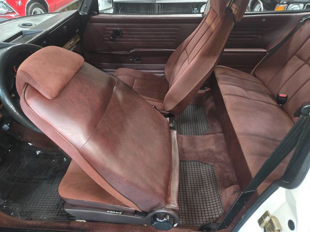 1986 Saab 900 S 2dr Hatchback - 22939815 - 70