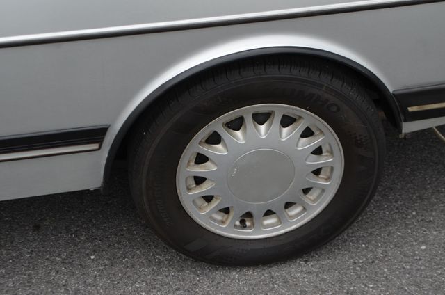 1986 Saab 900T Convertible 900T Convertible 1 of only 400 produced - 22817595 - 11