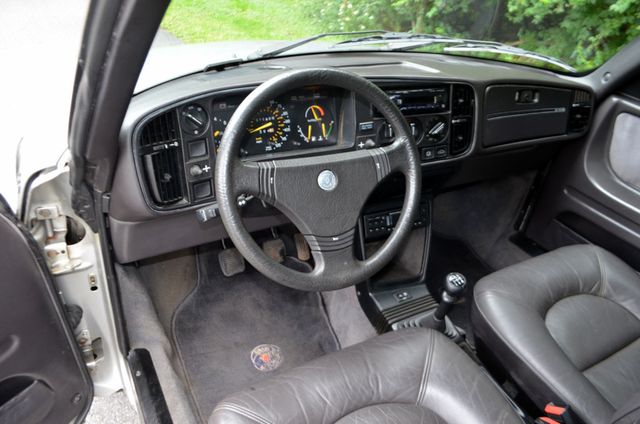1986 Saab 900T Convertible 900T Convertible 1 of only 400 produced - 22817595 - 18