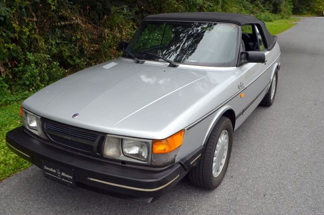 1986 Saab 900T Convertible 900T Convertible 1 of only 400 produced - 22817595 - 2