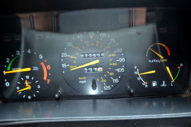 1986 Saab 900T Convertible 900T Convertible 1 of only 400 produced - 22817595 - 40