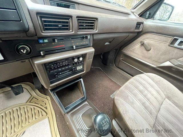1986 Toyota Corolla 5spd Manual Transmission - 22333471 - 16