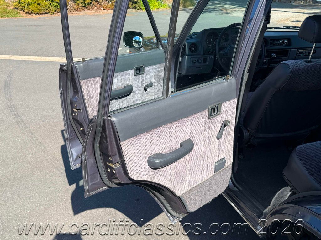 1986 Toyota Land Cruiser FJ60  - 23031229 - 12
