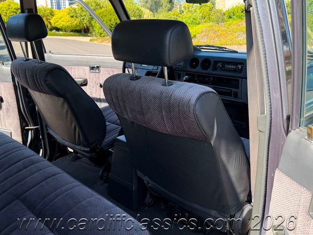 1986 Toyota Land Cruiser FJ60  - 23031229 - 43