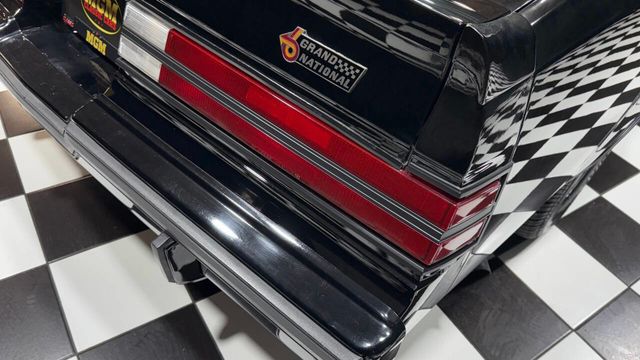 1987 Buick Regal Grand National Turbo 2dr Coupe - 22956370 - 18