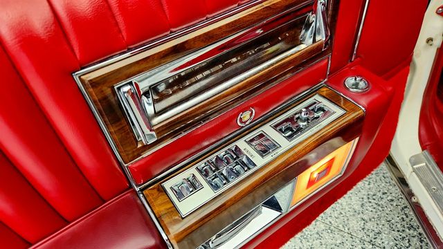 1987 Cadillac Brougham Base Trim - 22971794 - 11