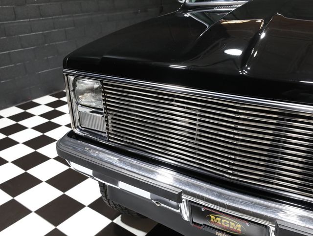 1987 Chevrolet Blazer K5 - LS2 - AC - RESTORED - TOP SHELF - 23017443 - 11