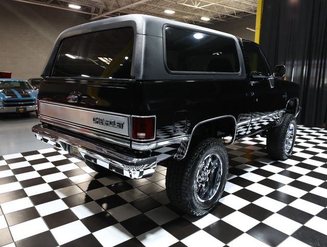 1987 Chevrolet Blazer K5 - LS2 - AC - RESTORED - TOP SHELF - 23017443 - 19