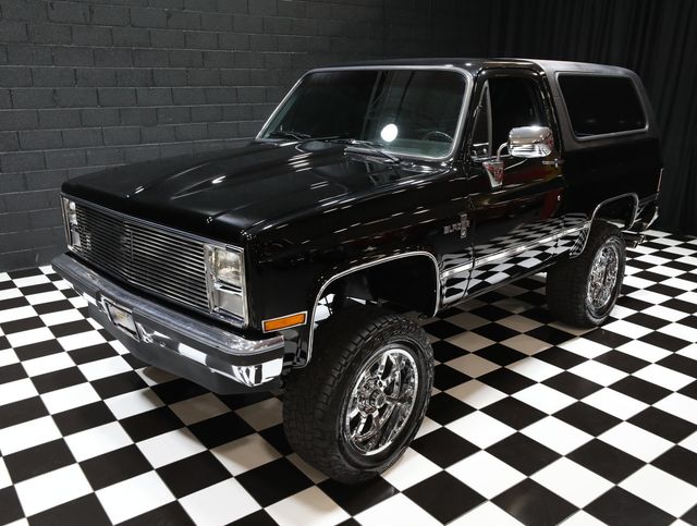 1987 Chevrolet Blazer K5 - LS2 - AC - RESTORED - TOP SHELF - 23017443 - 5