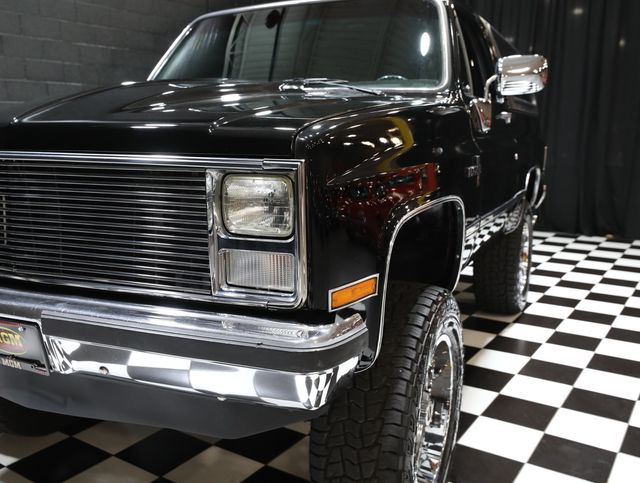 1987 Chevrolet Blazer K5 - LS2 - AC - RESTORED - TOP SHELF - 23017443 - 8